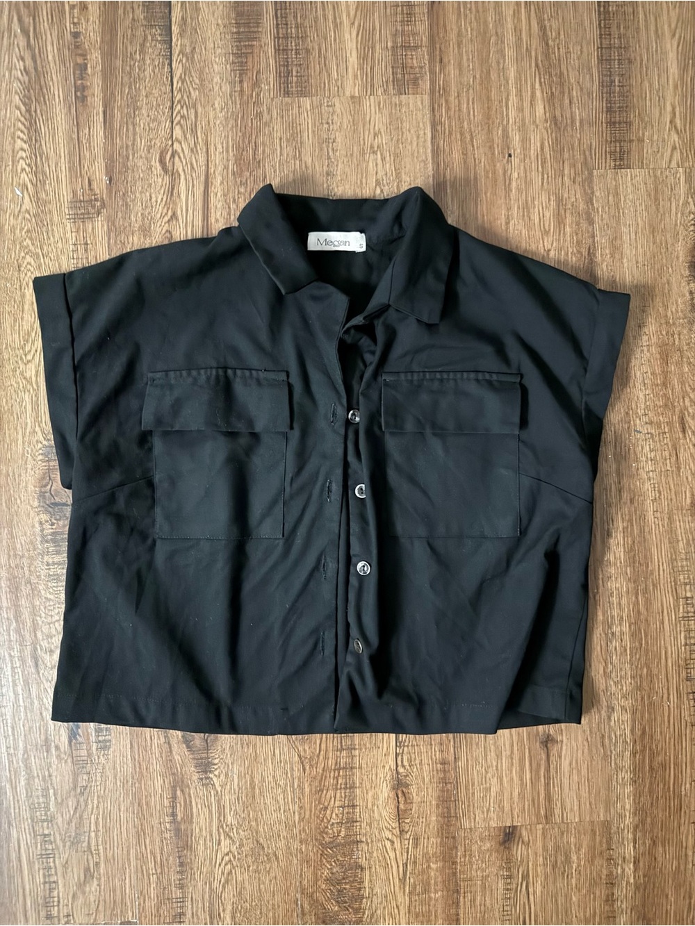 Mossimo Black Button-Front Utility Crop Shirt